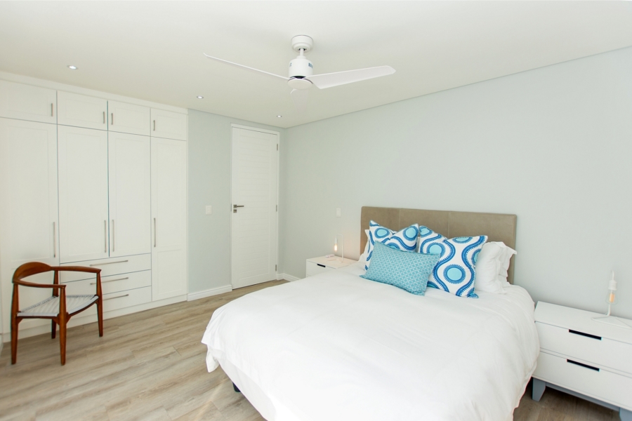 5 Bedroom Property for Sale in Calypso Beach Western Cape